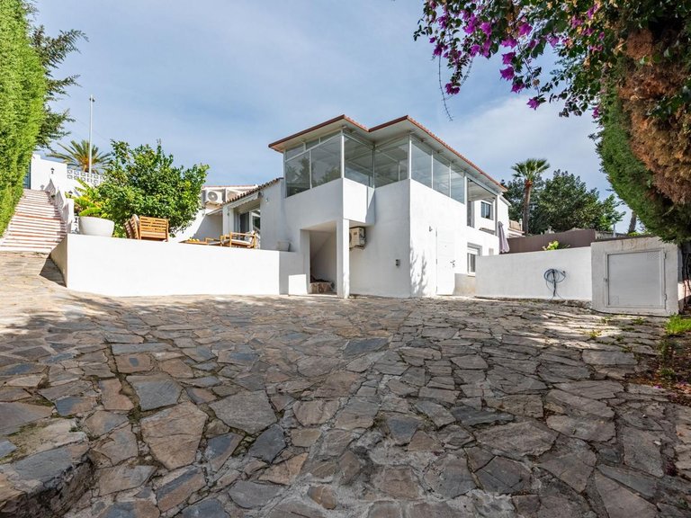 Villa for Sale in Marbella, Malaga 5
