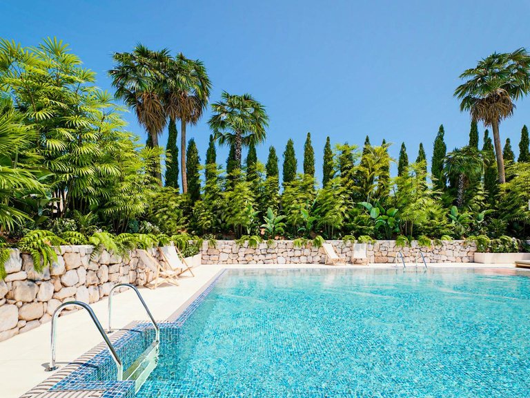 Penthouse for Sale in Estepona, Malaga 2