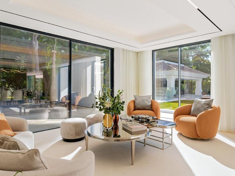 Villa for Sale in Benahavís, Malaga 28