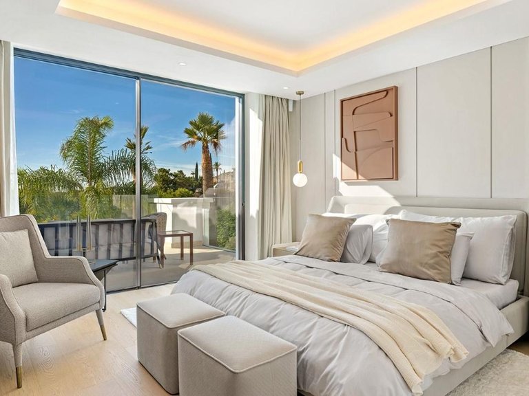 Villa for Sale in Benahavís, Malaga 3