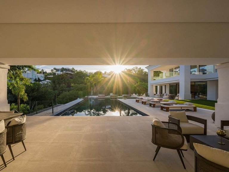 Villa for Sale in Benahavís, Malaga 25