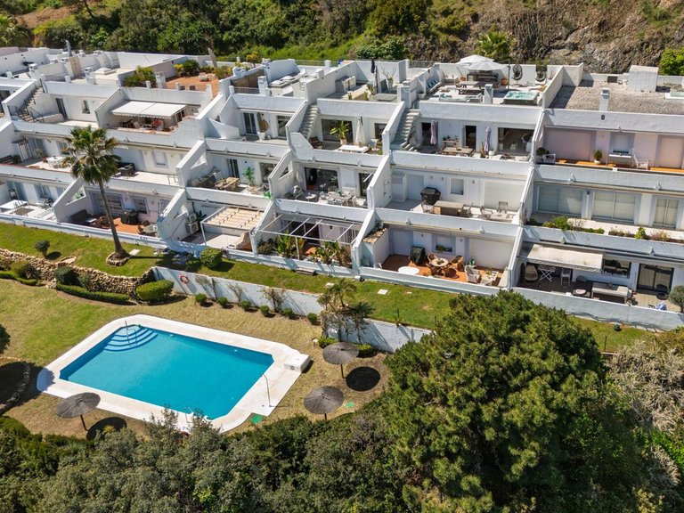 Penthouse for Sale in Benahavís, Malaga 33