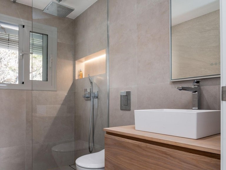 Penthouse for Sale in Benahavís, Malaga 13