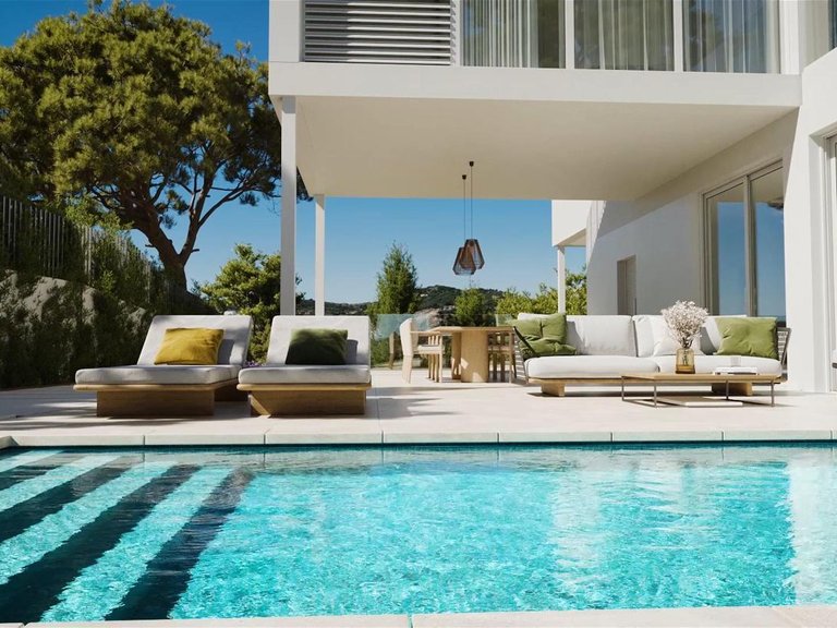 Villa for Sale in Estepona, Malaga 2