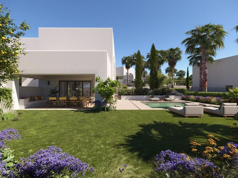 Villa for Sale in San Roque, Cadiz 2