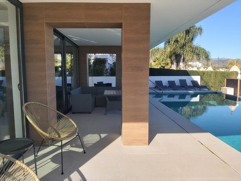 Villa for Sale in Estepona, Malaga 3