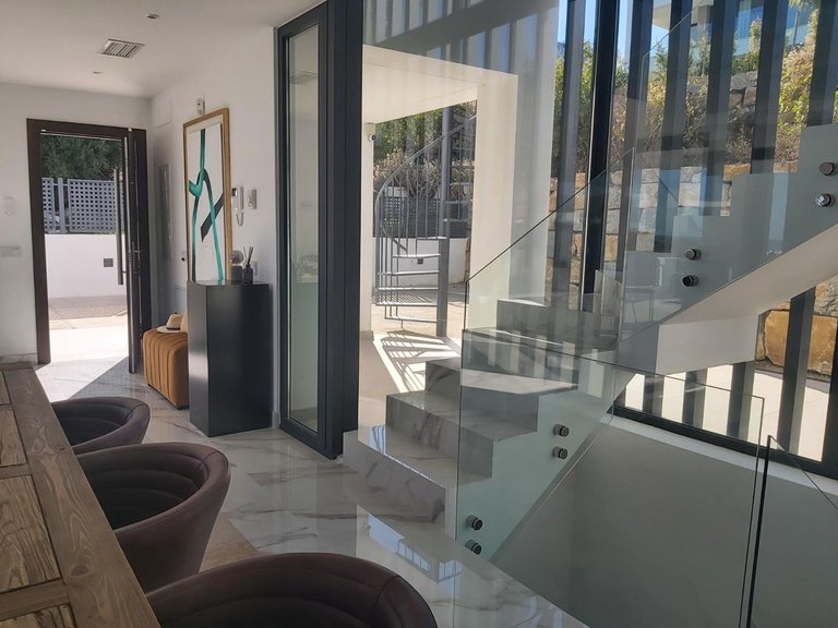Villa for Sale in Estepona, Malaga 8