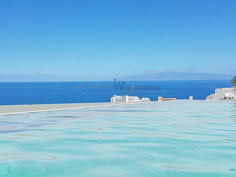 Villa for Sale in Costa Adeje, Tenerife, España 10
