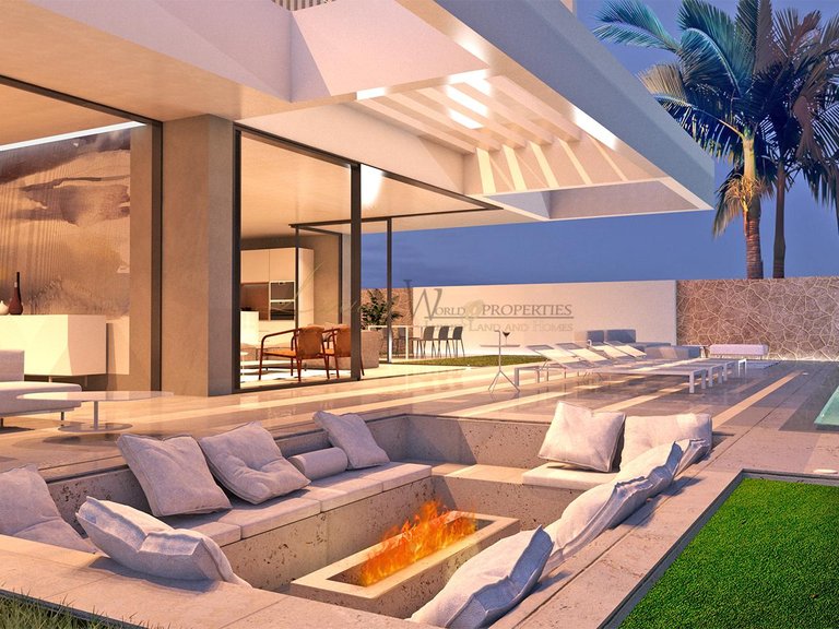 Villa for Sale in Costa Adeje, Tenerife, España 4