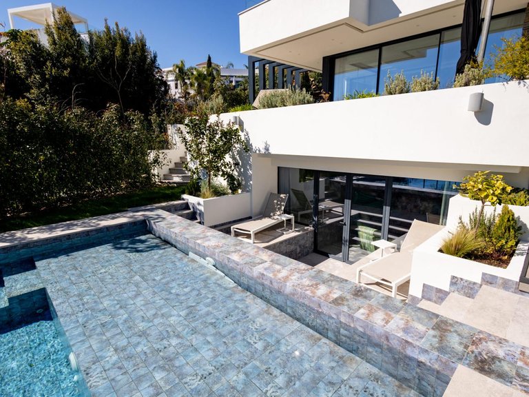 Villa for Sale in Estepona, Malaga 4