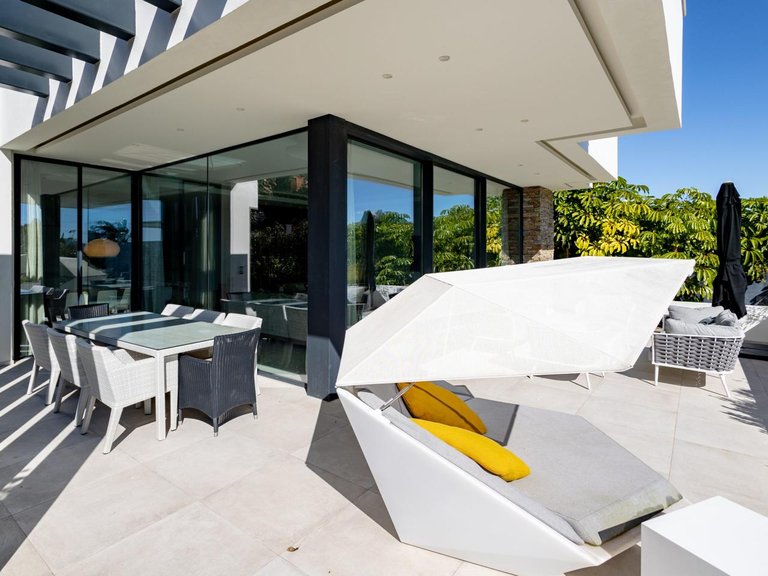 Villa for Sale in Estepona, Malaga 30