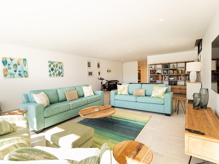Villa for Sale in Estepona, Malaga 45