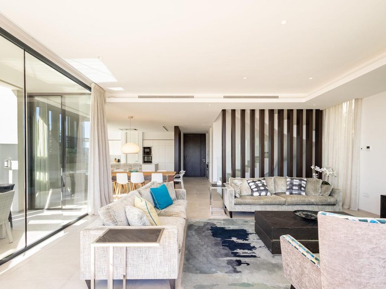 Villa for Sale in Estepona, Malaga 39