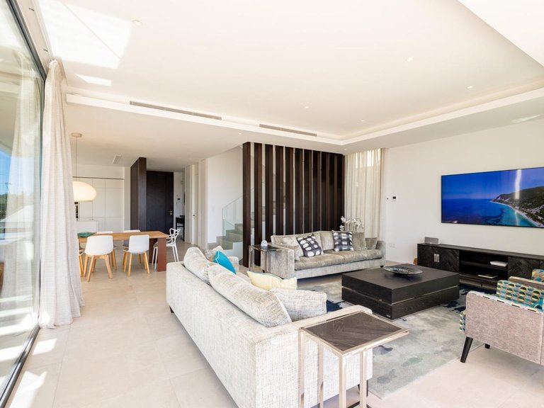 Villa for Sale in Estepona, Malaga 38