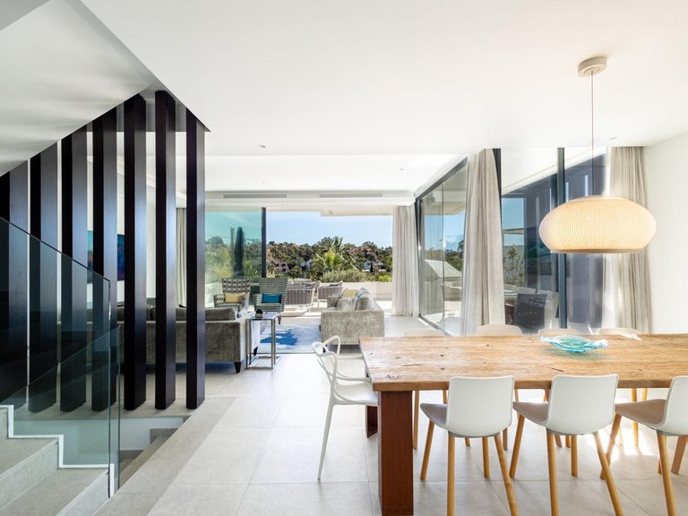 Villa for Sale in Estepona, Malaga 1