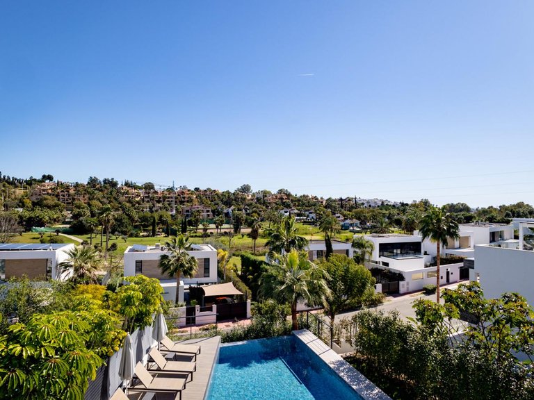 Villa for Sale in Estepona, Malaga 13