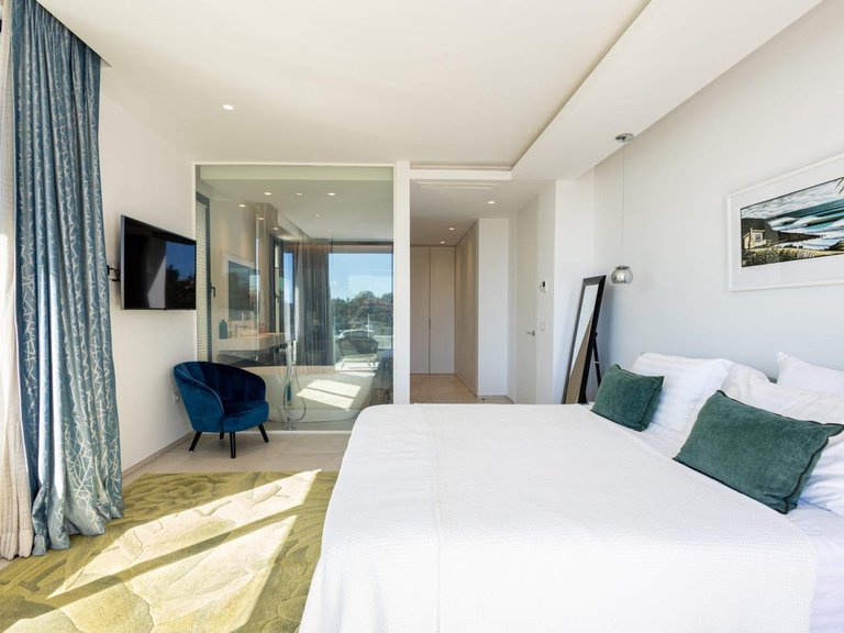 Villa for Sale in Estepona, Malaga 24