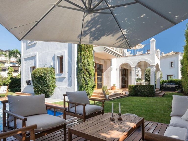 Villa for Sale in Estepona, Malaga 14