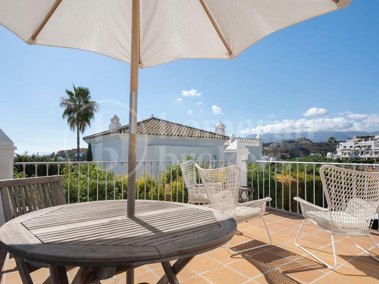 Villa for Sale in Estepona, Malaga 5