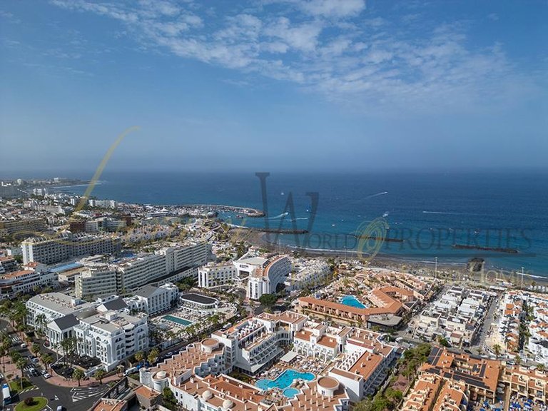 Apartment for Sale in Costa Adeje, Tenerife, España 21