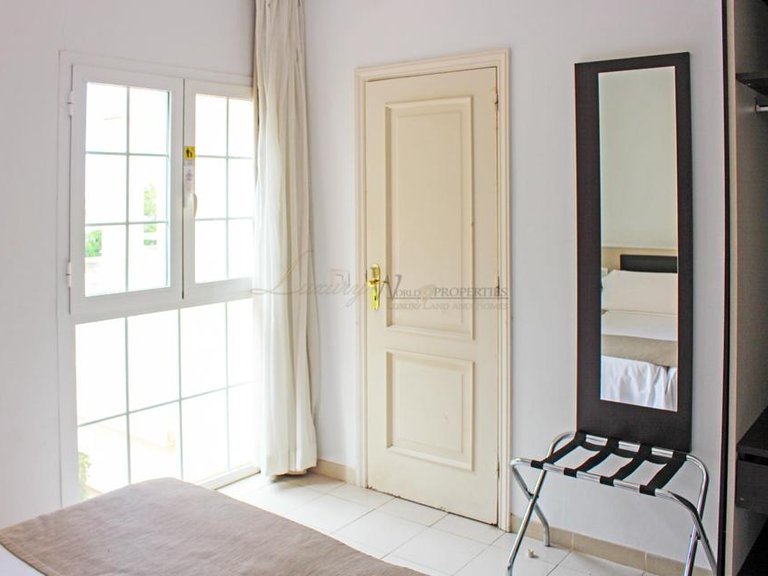 Apartment for Sale in Costa Adeje, Tenerife, España 11