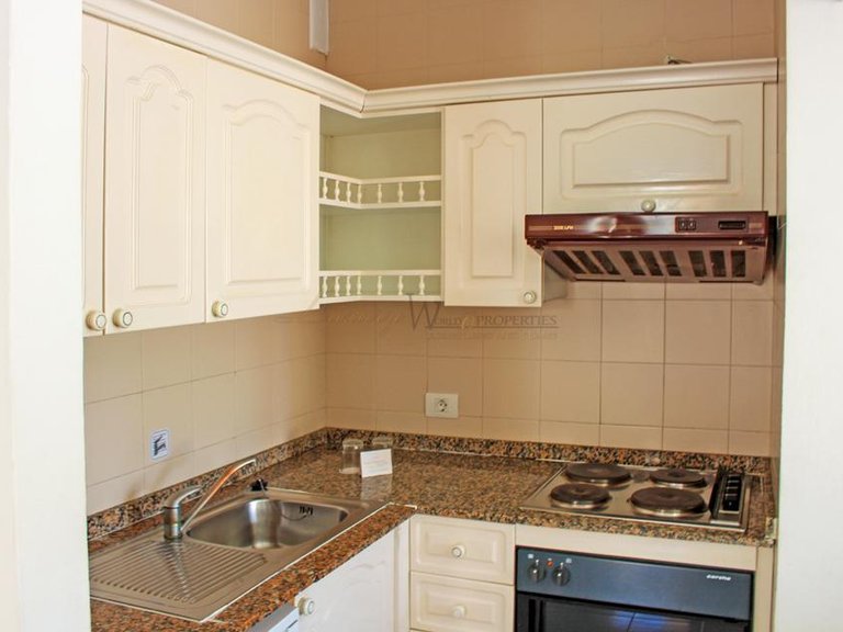 Apartment for Sale in Costa Adeje, Tenerife, España 8