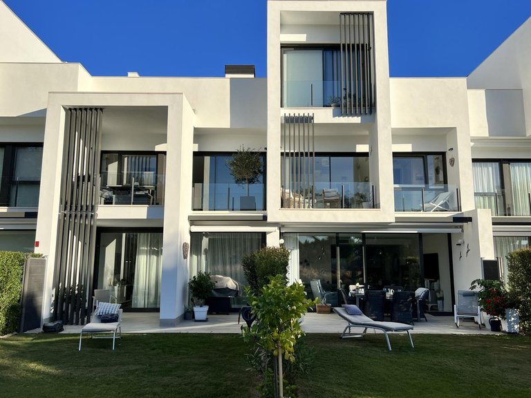 Villa for Sale in San Roque, Cadiz 3