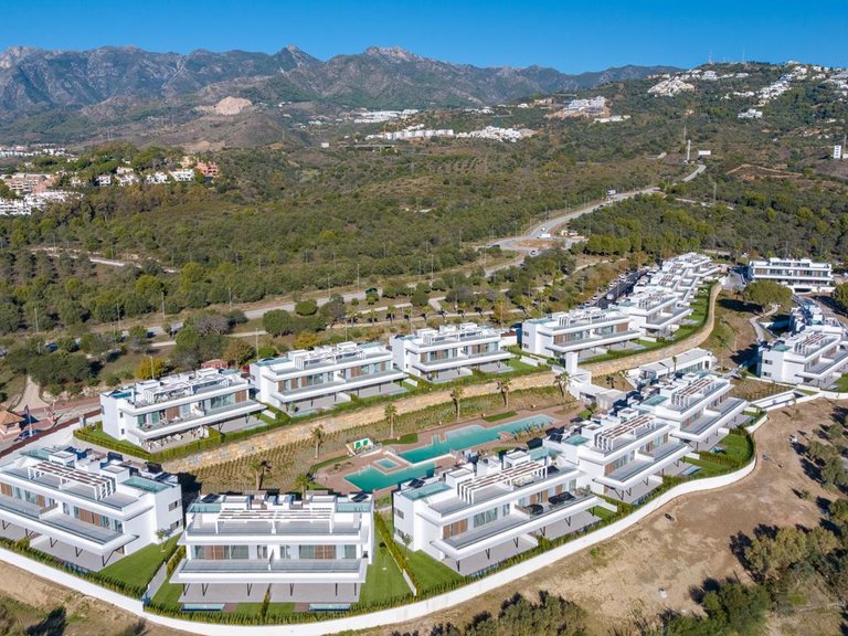 Penthouse for Sale in Marbella, Malaga 3