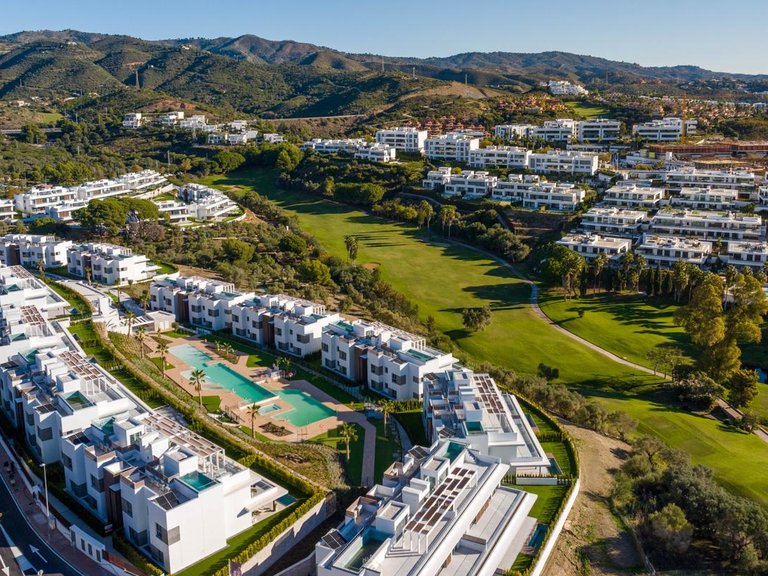 Penthouse for Sale in Marbella, Malaga 2