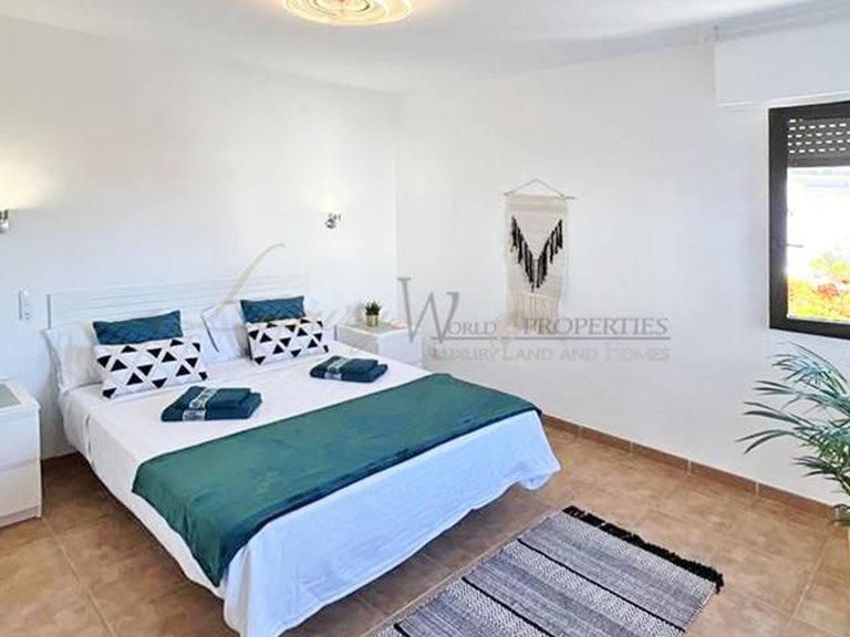 Apartment for Sale in Costa Adeje, Tenerife, España 9