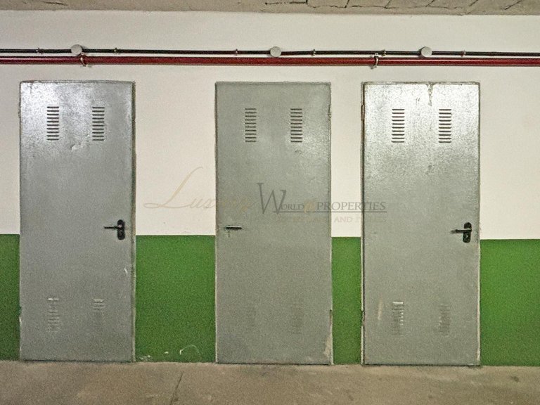 Town House for Sale in Los Cristianos, Tenerife, España 30