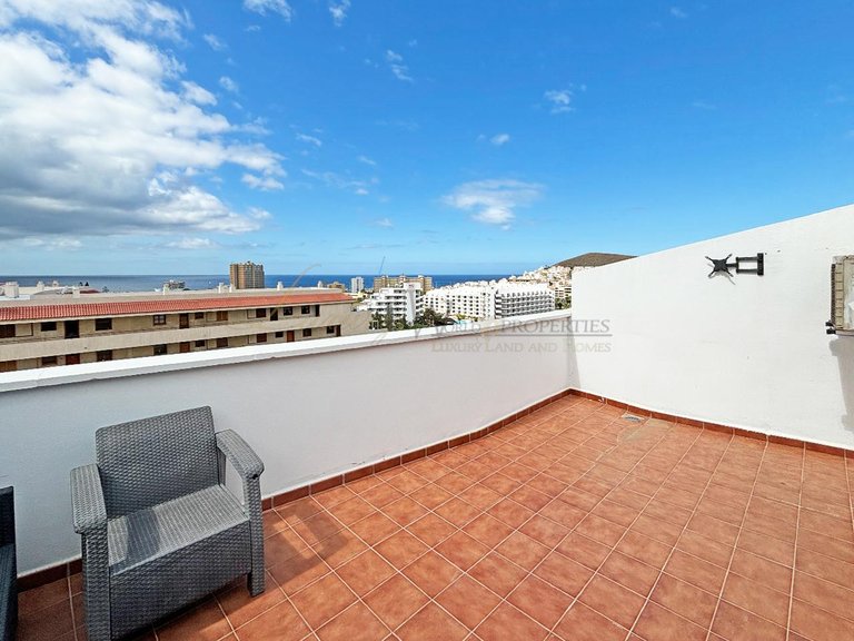 Town House for Sale in Los Cristianos, Tenerife, España 27