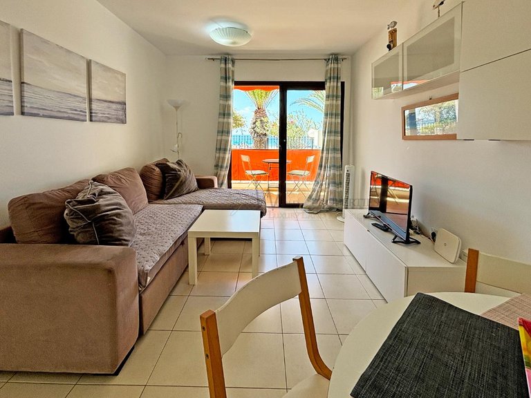 Apartment for Sale in Los Cristianos, Tenerife, España 6