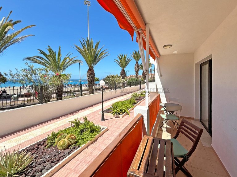 Apartment for Sale in Los Cristianos, Tenerife, España 3