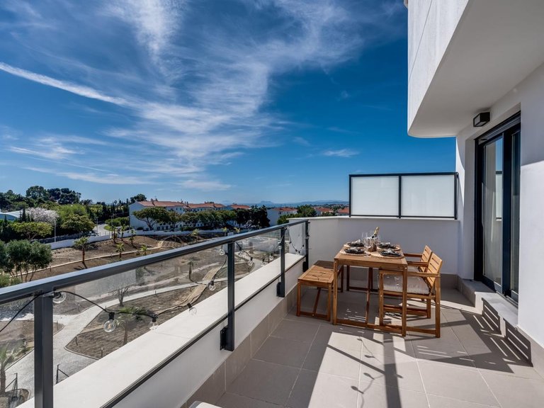 Apartment for Sale in Estepona, Malaga 1