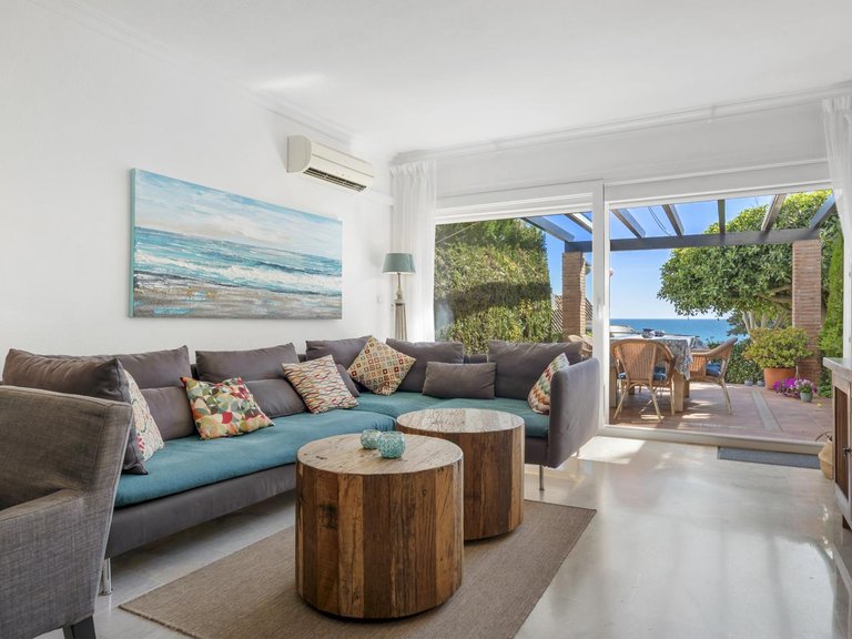Villa for Sale in Estepona, Malaga 25