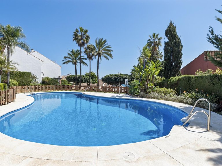Villa for Sale in Estepona, Malaga 6