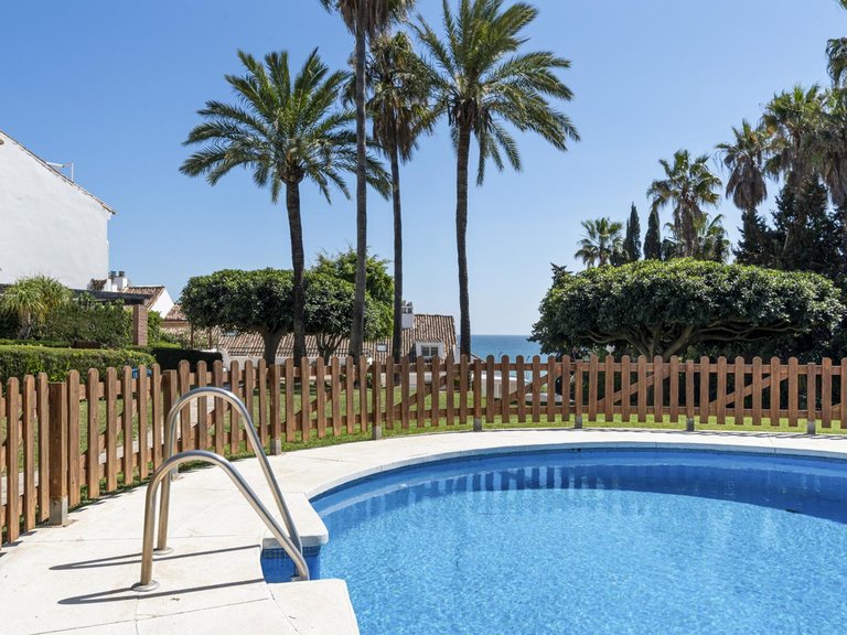 Villa for Sale in Estepona, Malaga 8