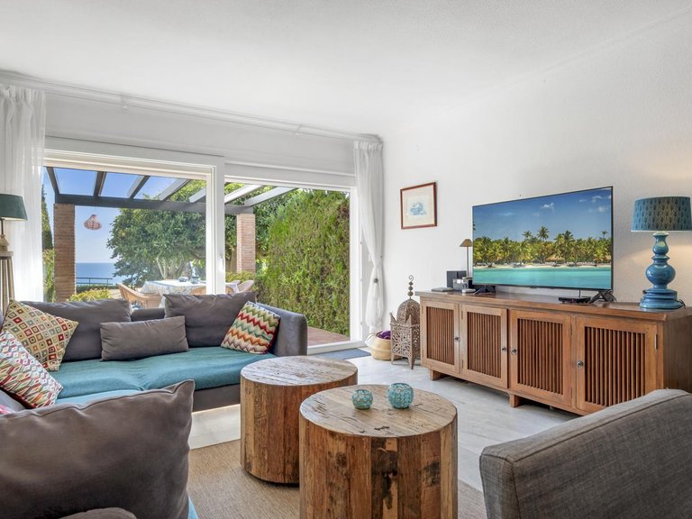 Villa for Sale in Estepona, Malaga 26