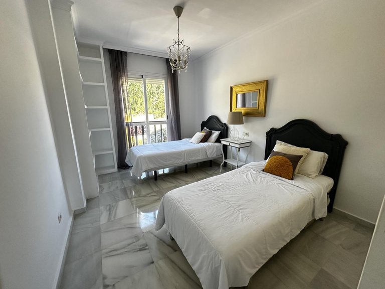 Apartment for Sale in Marbella, Malaga 12