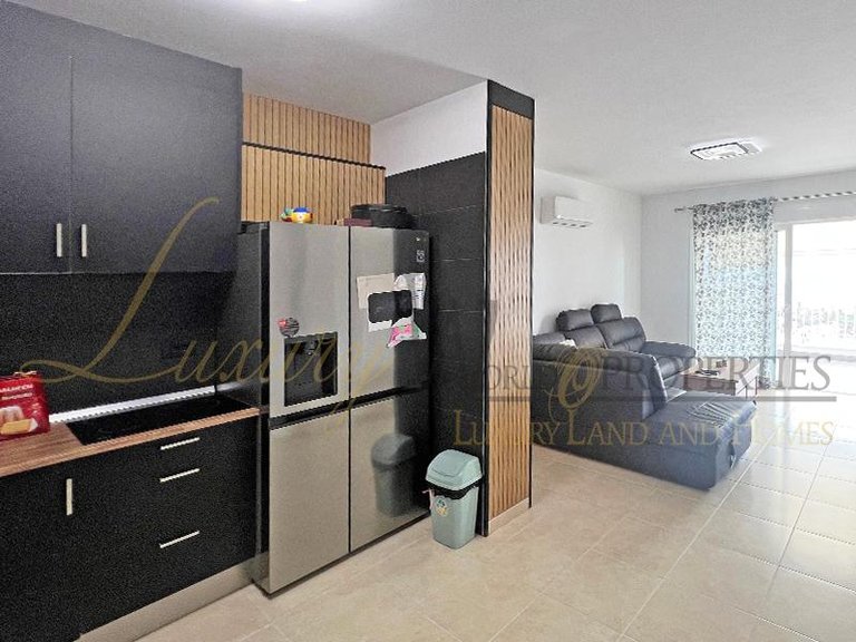 Penthouse for Sale in Chayofa, Tenerife, España 2