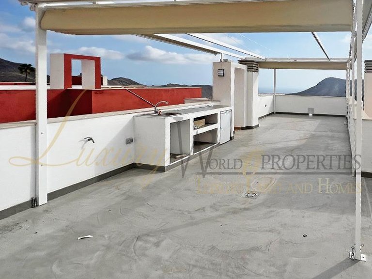 Penthouse for Sale in Chayofa, Tenerife, España 18