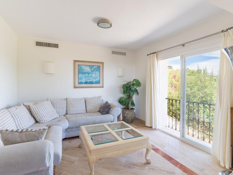 Villa for Sale in Benahavís, Malaga 27