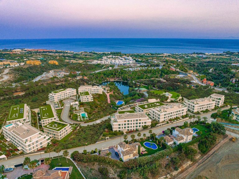 Apartment for Sale in Estepona, Malaga 2