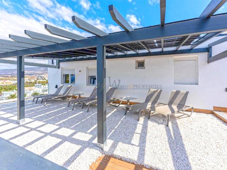 Villa for Sale in Costa Adeje, Tenerife, España 19