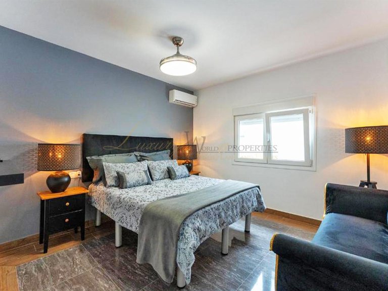 Villa for Sale in Costa Adeje, Tenerife, España 16