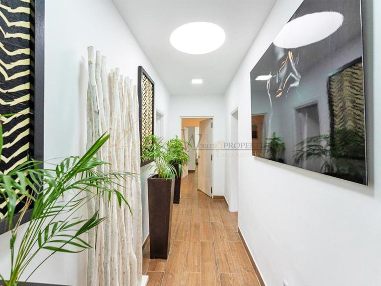 Villa for Sale in Costa Adeje, Tenerife, España 14