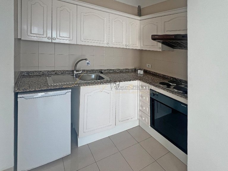 Apartment for Sale in Costa Adeje, Tenerife, España 5