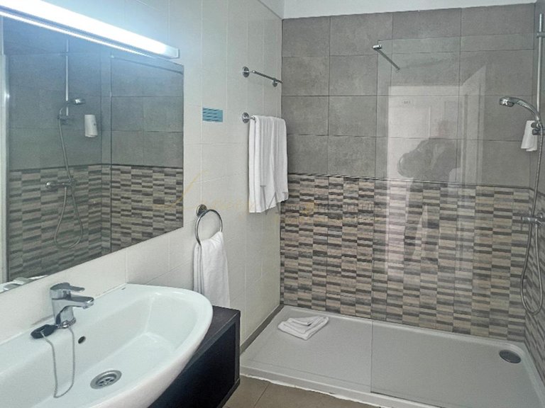 Apartment for Sale in Costa Adeje, Tenerife, España 14