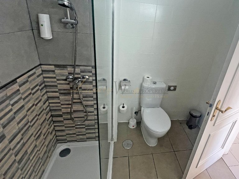 Apartment for Sale in Costa Adeje, Tenerife, España 15